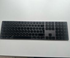 Apple wireless keyboard