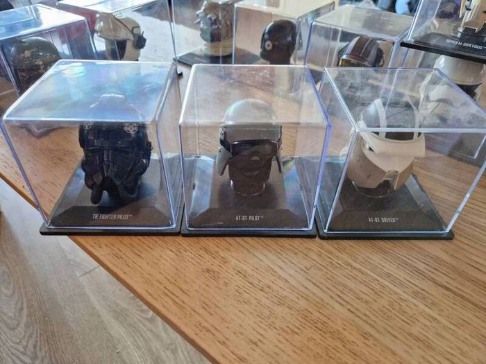 43 Star Wars DeAgostini Helmet collection