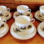18 piece hunting scene fine bone china Image 2
