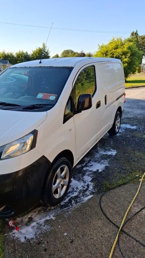 2013 nissan nv200