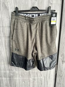 Mens Under Armour Shorts - M