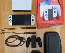 Nintendo Switch OLED ( with box)