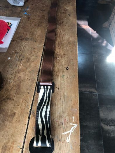 2 x vintage guitar straps