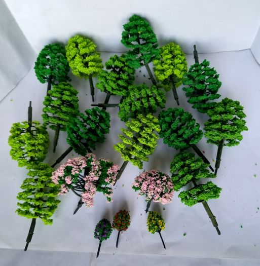 New Model Trees Pack D  ( Hornby Bachmann MicroScalextric Scenic Lima Carrera Train Scalextric wargames )