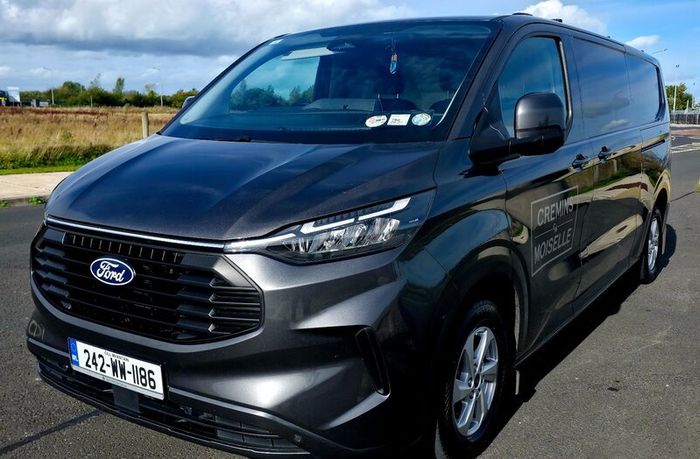Ford Transit Custom 2024