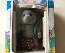 Sylvanian Families Evergreen Grey Bear