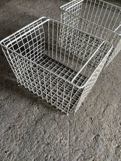 Metal cages