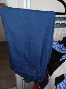 plussize 32 ladies jeans / jeggins navy