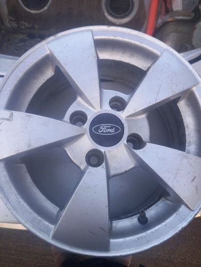 ford alloys 14"