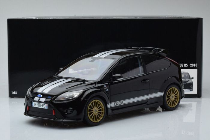 Ford Focus RS mk2 Le Mans Edition 2010 - New in Box - 1/18 - Minichamps