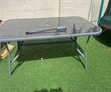 garden table & 6 chairs