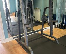 Multi/squat Rack (H 190cm W 162cm D 105 cm )