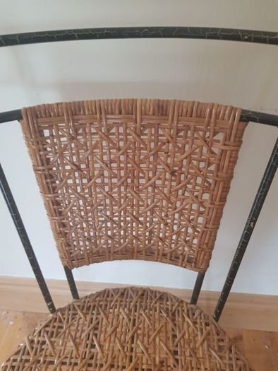 Stunning Design Show Piece Wrought Iron and Rattan Chair