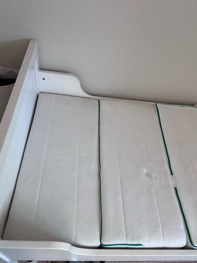 IKEA toddler to single extendable bed, white wood