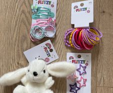 Girl hair accessories