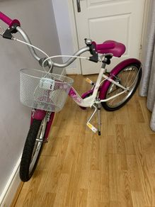 Girls bike 20"
