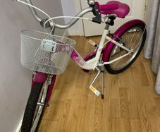 Girls bike 20"