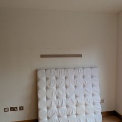 headboard