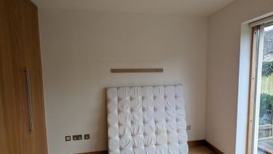 headboard