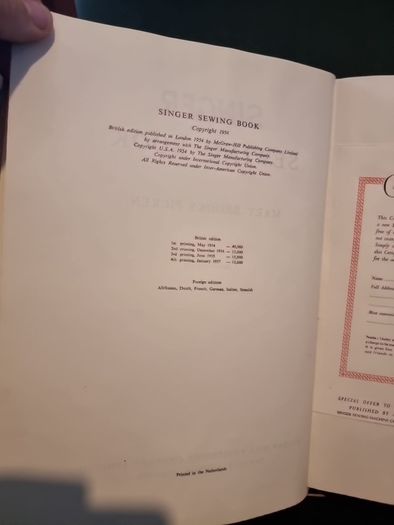 Singer Sewing Book  . Mary Brooks Picken. 1957.