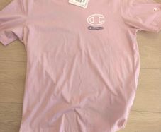Champion Large 100% Cotton T-shirt