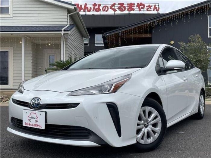 Toyota Prius 2021 price negotiable urgent sale