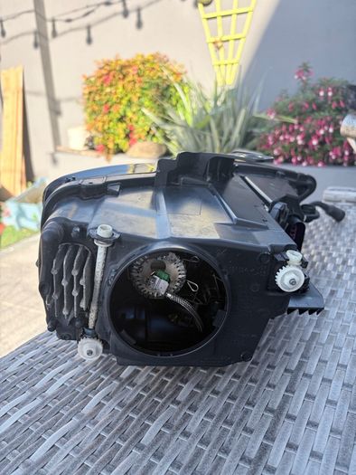 Audi A3 8V Left-Hand Bi-Xenon / LED D3S Headlight, Part No: 8V0.941.005.D / Hella 1LL 010 740-29)