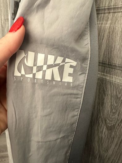 Nike Tracksuit - Boys XL