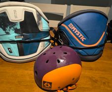 Kite surfing Harness's & Helmet