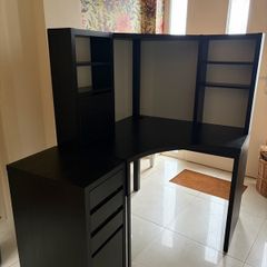 IKEA MICKE corner workstation
