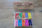 Small pegs