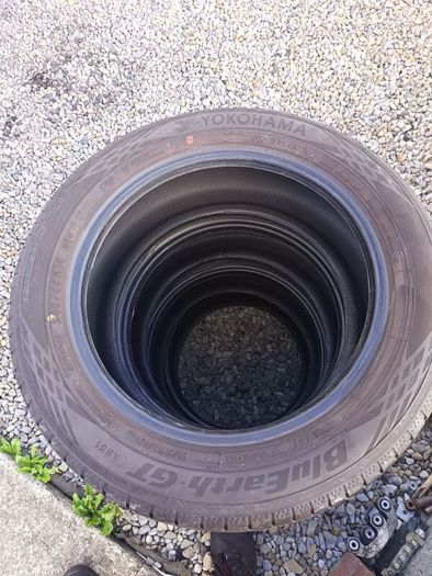 Tyres 205/55/16 Yokohama BluEarth-GT