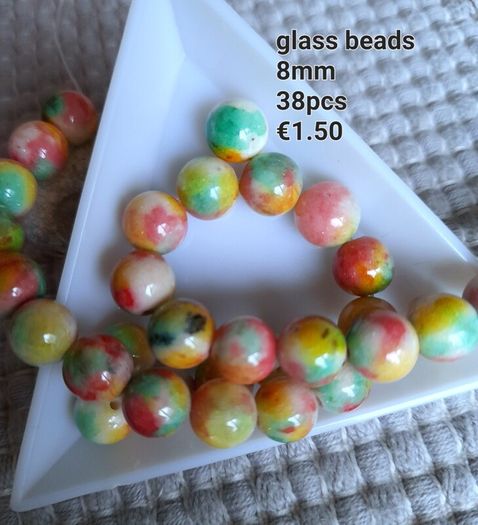 Colourful glass beads 8mm