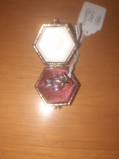 9 Carat Gold Amythest Vintage Ring