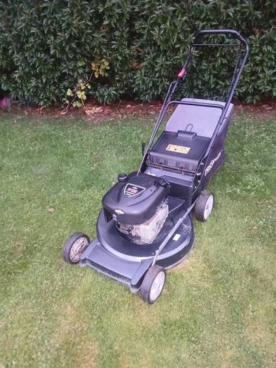 Briggs and stratton Push Lawnmower