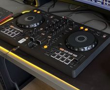 Pioneer FLX 4