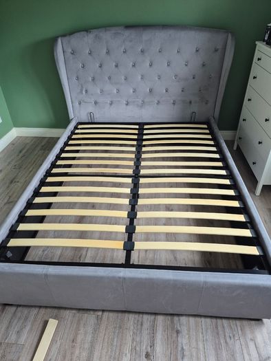 Bed kingsize