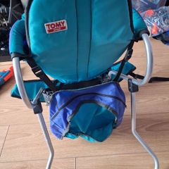 baby carrier