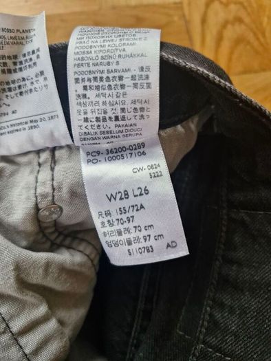 Levis Crop 501 Jeans
