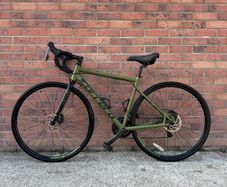 Carrera Crixus Road Bike