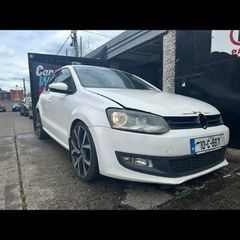 Vw polo 1.6 diesel Light front damage running and driving