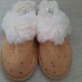 brand new Slippers size 4-5 Image 2