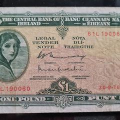 1976 Lady Lavery 1 pound banknote