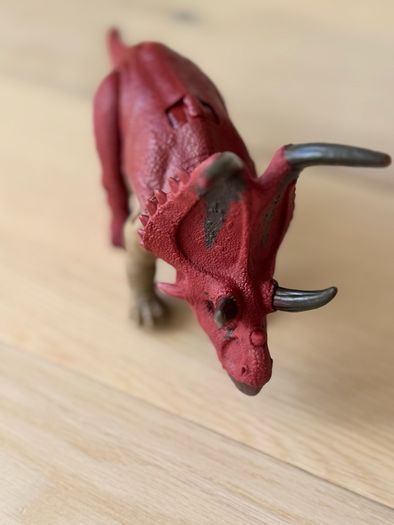 Mattel Jurassic World Diabloceratops Fierce Roar with Sound and Attack