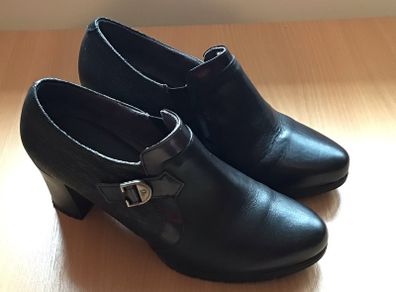 Pitillos Ladies black leather high block heel shoes Eu 39 Uk 6