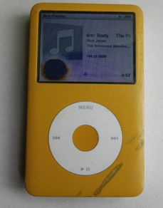 Apple iPod 6th Generation 160GB Silver (A1238) (mp3 Portable Video Music Player)