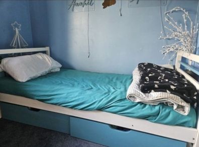 kids single bed