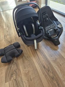 Maxi-Cosi Pebble 360 Pro & Familyfix 360 Car Seat Bundle