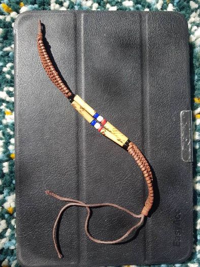 Leather and wood beaded bracelet (18-25cm)