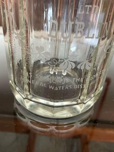 Rare Vintage Thwaites Soda Water Mineral Waters Distributors Ltd Dublin Syphon Bottle